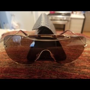 Gucci Bamboo Shield Metallic Shades